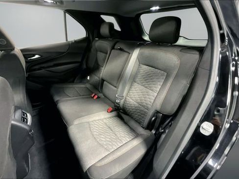 Used 2020 Chevrolet Equinox LT image 22