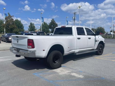 Used 2017 RAM 3500 Tradesman w/ Chrome Appearance Group AWD/4WD image 6