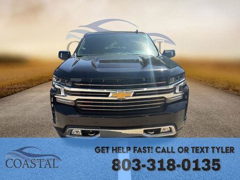 Used 2022 Chevrolet Silverado 1500 High Country w/ Technology Package image 2
