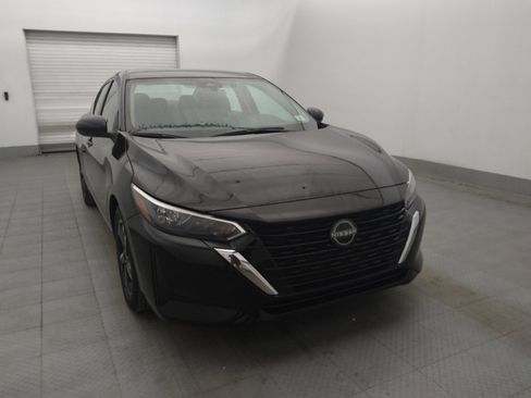 Used 2024 Nissan Sentra SV FWD image 13