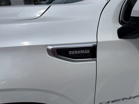 Used 2024 GMC Yukon XL Denali w/ Advanced Technology Package AWD/4WD image 20