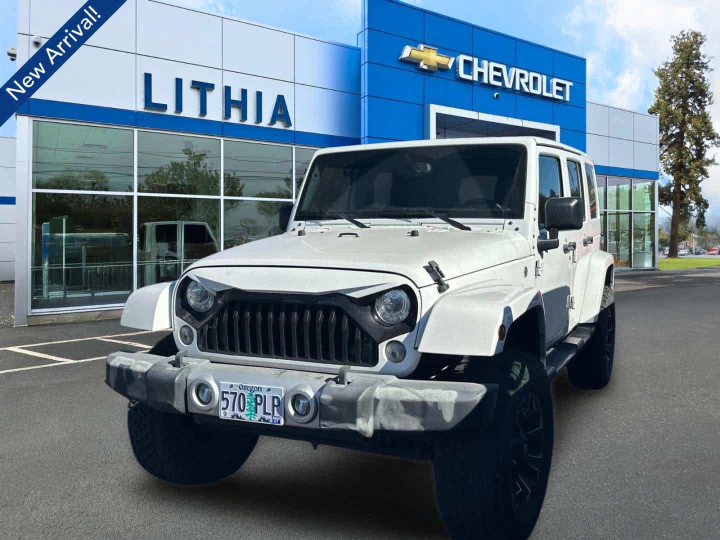 Used 2017 Jeep Wrangler Unlimited Sahara w/ Connectivity Group AWD/4WD image 1