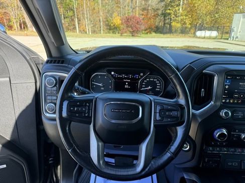 Used 2021 GMC Sierra 2500 Denali w/ Denali Ultimate Package image 18