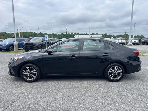 Used 2024 Kia Forte LXS FWD image 2