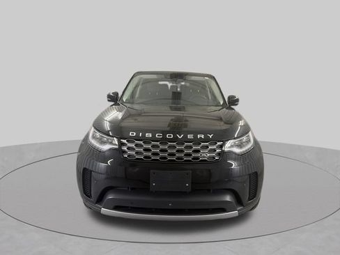 Used 2024 Land Rover Discovery S AWD/4WD image 2