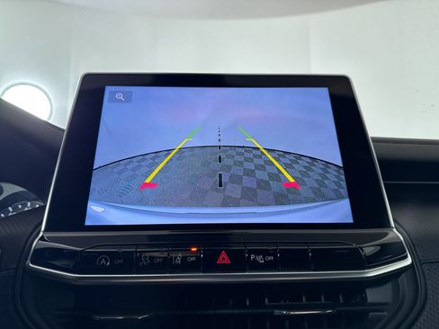 Used 2026 Jeep Compass Limited image 16