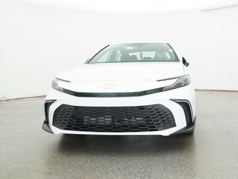 New 2026 Toyota Camry SE image 31