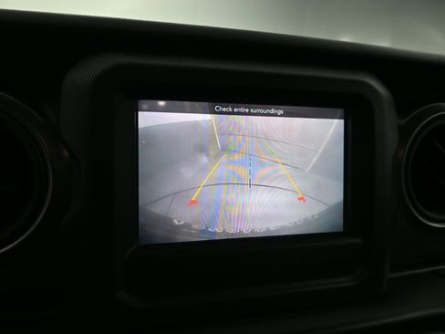 Used 2021 Jeep Wrangler Unlimited Sport image 13