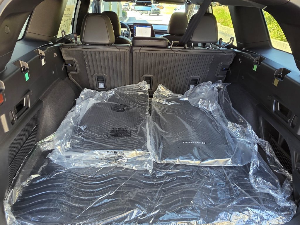 New 2026 Subaru Outback Touring XT AWD/4WD image 17