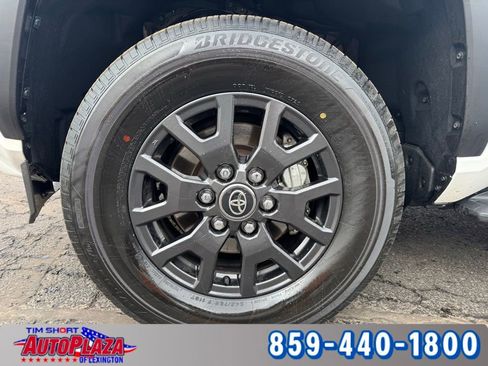 Used 2025 Toyota 4Runner SR5 image 5