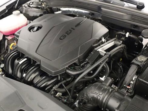 Used 2025 Hyundai Sonata SEL FWD image 9