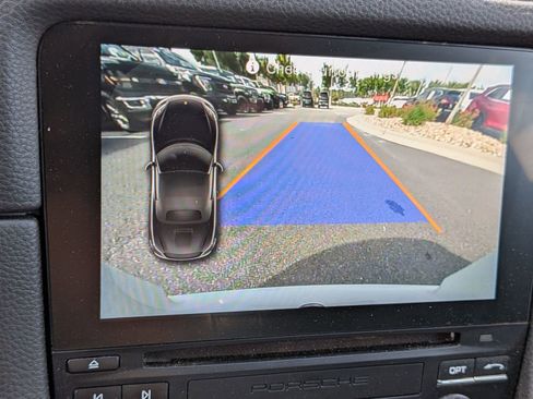 Used 2019 Porsche 718 Boxster RWD image 23