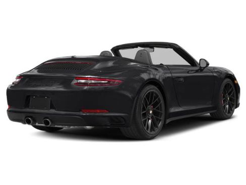 Used 2018 Porsche 911 Carrera GTS RWD image 2