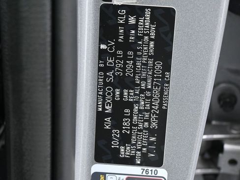 Used 2024 Kia Forte LXS FWD image 13