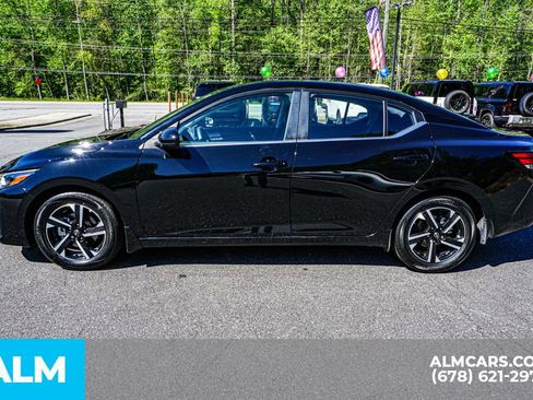 Used 2025 Nissan Sentra SV w/ All-Weather Package image 7