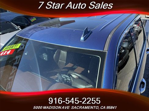 Used 2015 Chevrolet Silverado 1500 High Country w/ High Country Premium Package AWD/4WD image 18