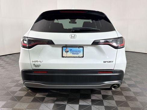 Used 2024 Honda HR-V Sport image 8