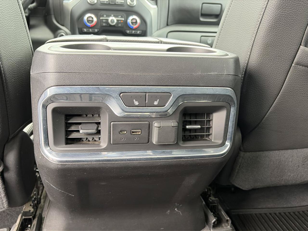 Used 2020 GMC Sierra 3500 Denali w/ Denali Ultimate Package AWD/4WD image 13