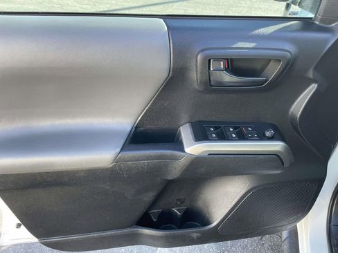 Used 2023 Toyota Tacoma SR5 w/ Technology Package image 27