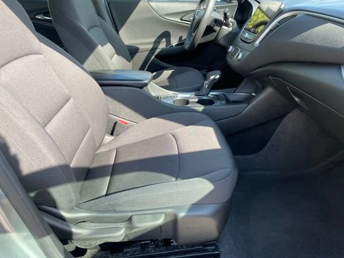 Used 2024 Chevrolet Malibu LT FWD image 25