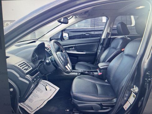 Used 2016 Subaru Crosstrek 2.0i Limited image 3