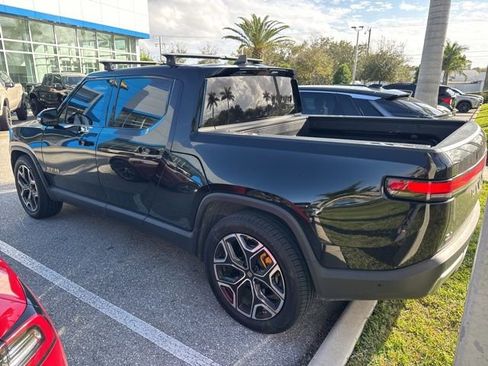 Used 2022 Rivian R1T Adventure image 3
