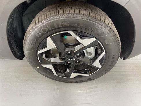 New 2026 Kia Seltos S image 10