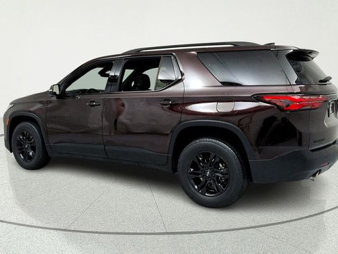 Certified 2023 Chevrolet Traverse LT w/ Midnight/Sport Edition FWD image 3