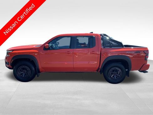 Used 2025 Nissan Frontier PRO-4X w/ Pro Convenience Package AWD/4WD image 2