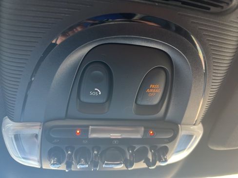 Used 2021 MINI Cooper Countryman image 18