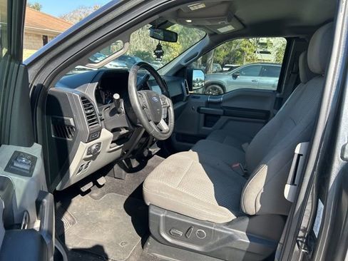 Used 2018 Ford F150 XLT w/ Equipment Group 302A Luxury image 5
