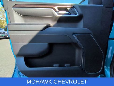 Used 2023 Chevrolet Silverado 1500 RST AWD/4WD image 23