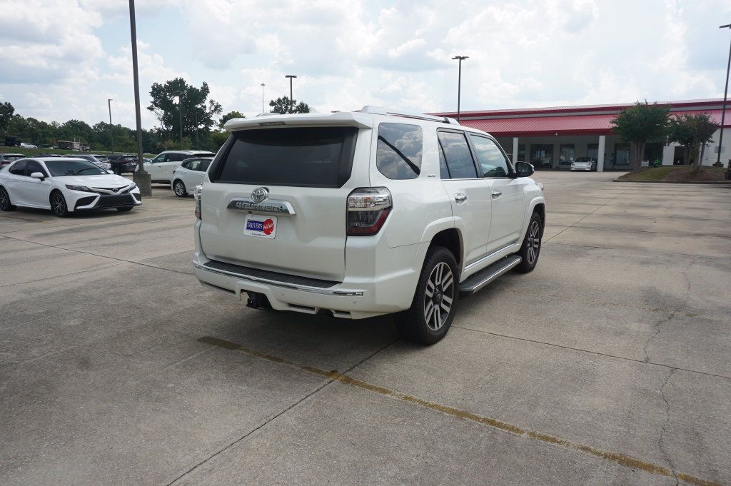 Used 2018 Toyota 4Runner Limited AWD/4WD image 23