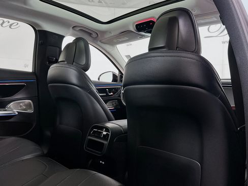 Used 2025 Mercedes-Benz E 450 4MATIC Sedan w/ Night Package image 28