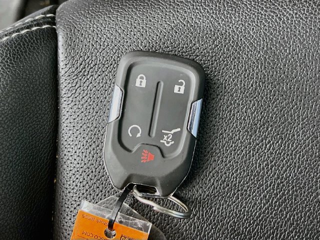 Used 2024 GMC Terrain SLT AWD/4WD image 12