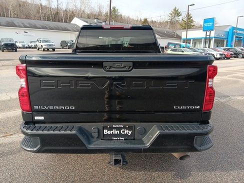 Used 2022 Chevrolet Silverado 2500 Custom w/ Custom Value Package image 20