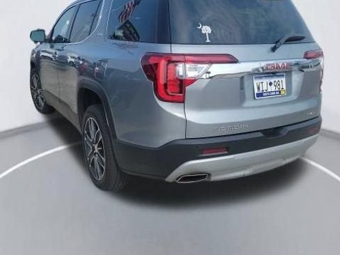 Used 2023 GMC Acadia SLT w/ Technology Package AWD/4WD image 11
