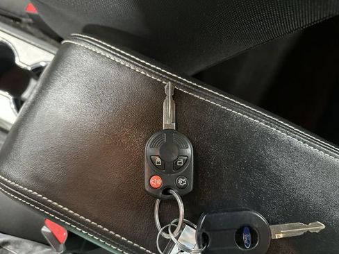 Used 2012 Ford Fusion SE image 30