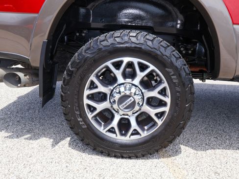 Used 2022 Ford F250 Lariat w/ Lariat Value Package AWD/4WD image 33