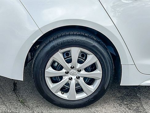 Certified 2025 Toyota Corolla LE image 10