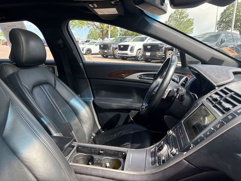 Used 2017 Lincoln MKZ Reserve w/ Luxury Package AWD/4WD image 25