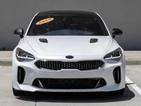 Used 2020 Kia Stinger GT2 AWD/4WD image 16