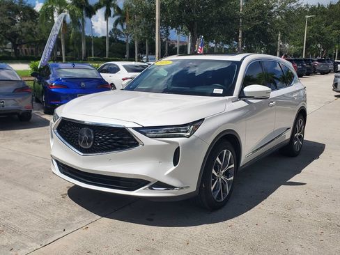 Used 2024 Acura MDX w/ Technology Package FWD image 3