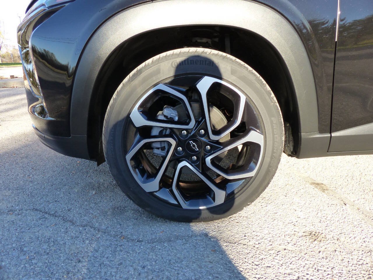Used 2026 Chevrolet Trax RS w/ Sunroof Package FWD image 17