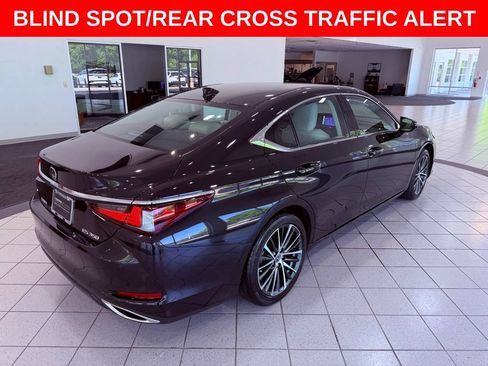Used 2024 Lexus ES 350 w/ Premium Package FWD image 7