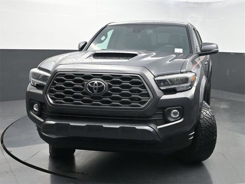 Used 2022 Toyota Tacoma TRD Sport image 41