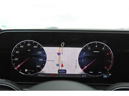 Used 2024 Mercedes-Benz GLS 450 4MATIC image 8