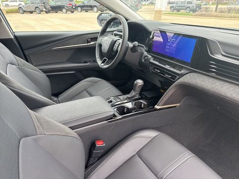 Certified 2025 Toyota Camry XLE image 21