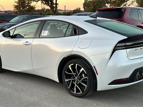 New 2026 Toyota Prius Plug-In Hybrid image 6