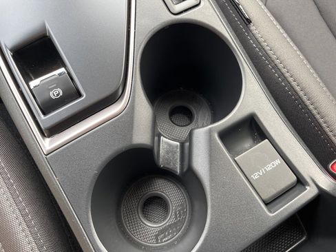 Certified 2025 Subaru Impreza 2.0i image 21